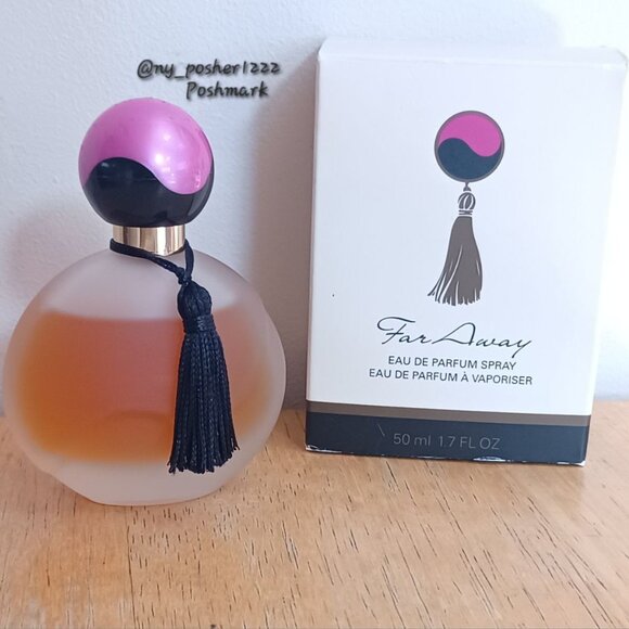 *𝓥𝓲𝓷𝓽𝓪𝓰𝓮 AVON 𝓕𝓪𝓻 𝓐𝔀𝓪𝔂 Eau de Parfum Spray for Women 1.7 fl oz. ⚫ - Picture 3 of 7